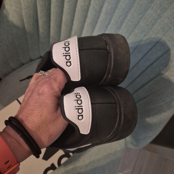 Adidas Black and White Classic Sneakers Woman Size 6 - Picture 9 of 12